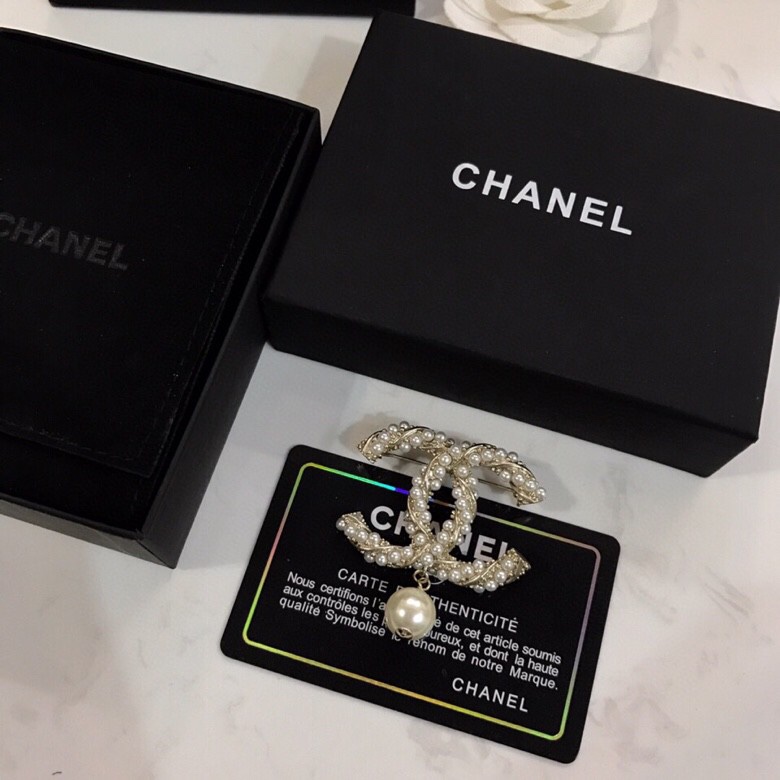 Chanel Brooch 11yxx201 (3)