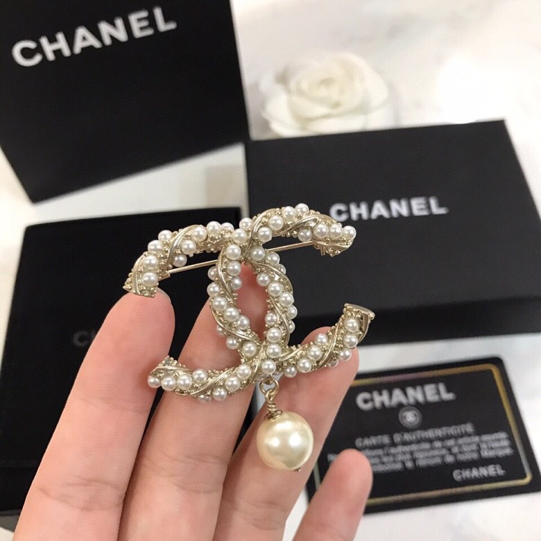 Chanel Brooch 11yxx201 (4)
