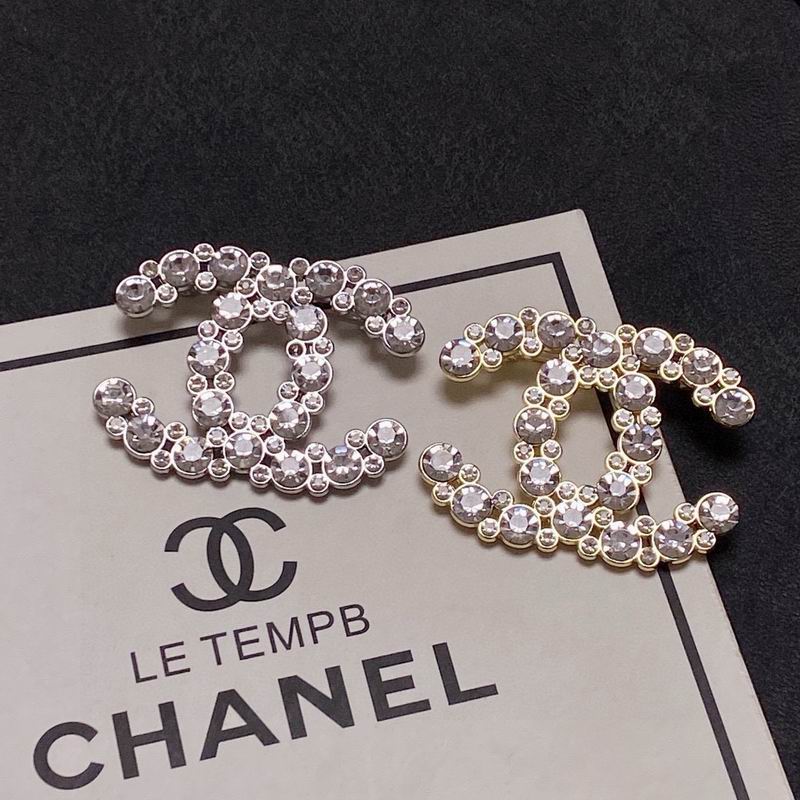 Chanel Brooch 11yxx208 (4)