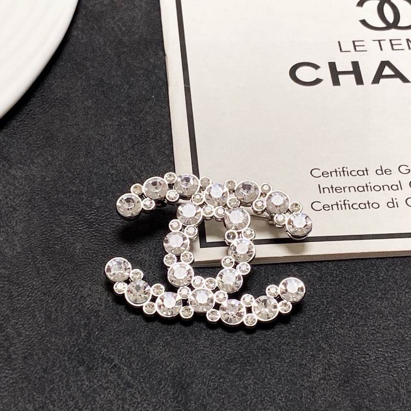 Chanel Brooch 11yxx208 (5)