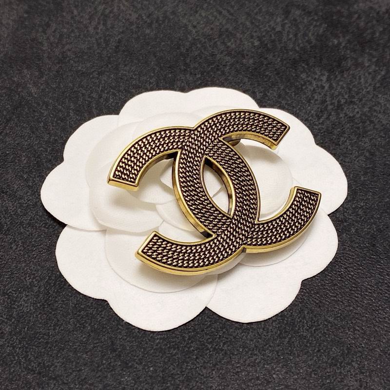 Chanel Brooch 11yxx209 (2)