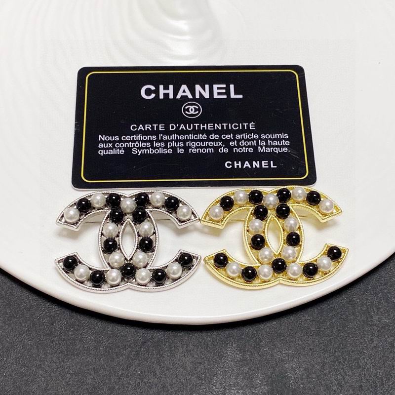 Chanel Brooch 11yxx210 (7)