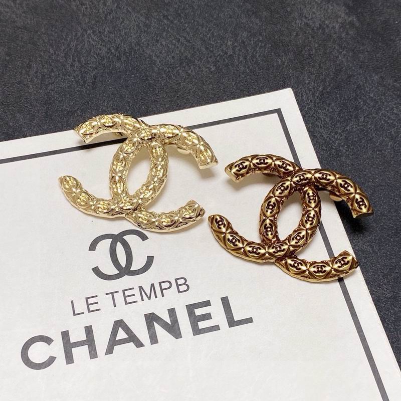 Chanel Brooch 12yxx215 (1)
