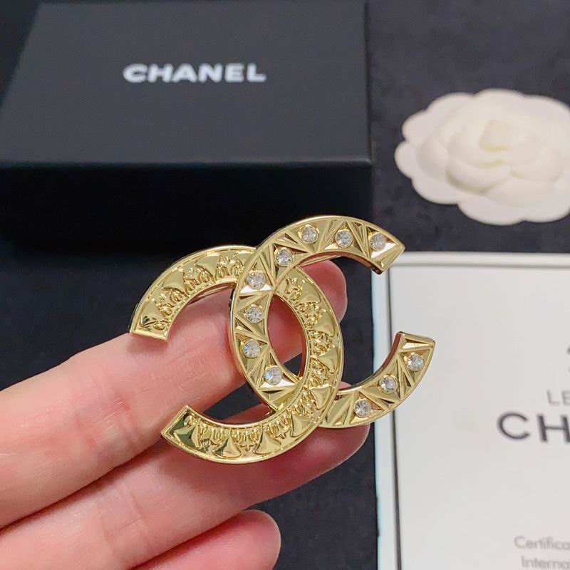 Chanel Brooch 12yxx222 (6)