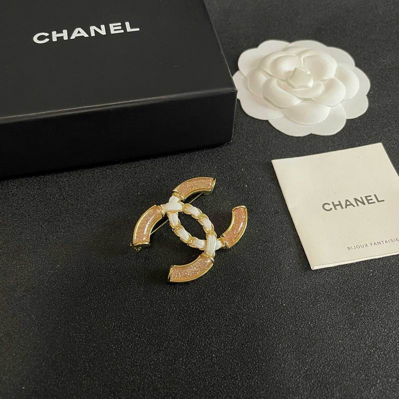 Chanel Brooch 12yxx223 (2)