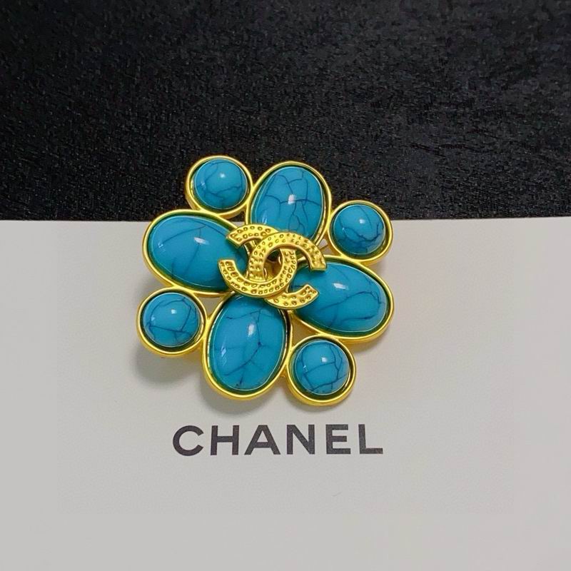 Chanel Brooch 12yxx257 (4)