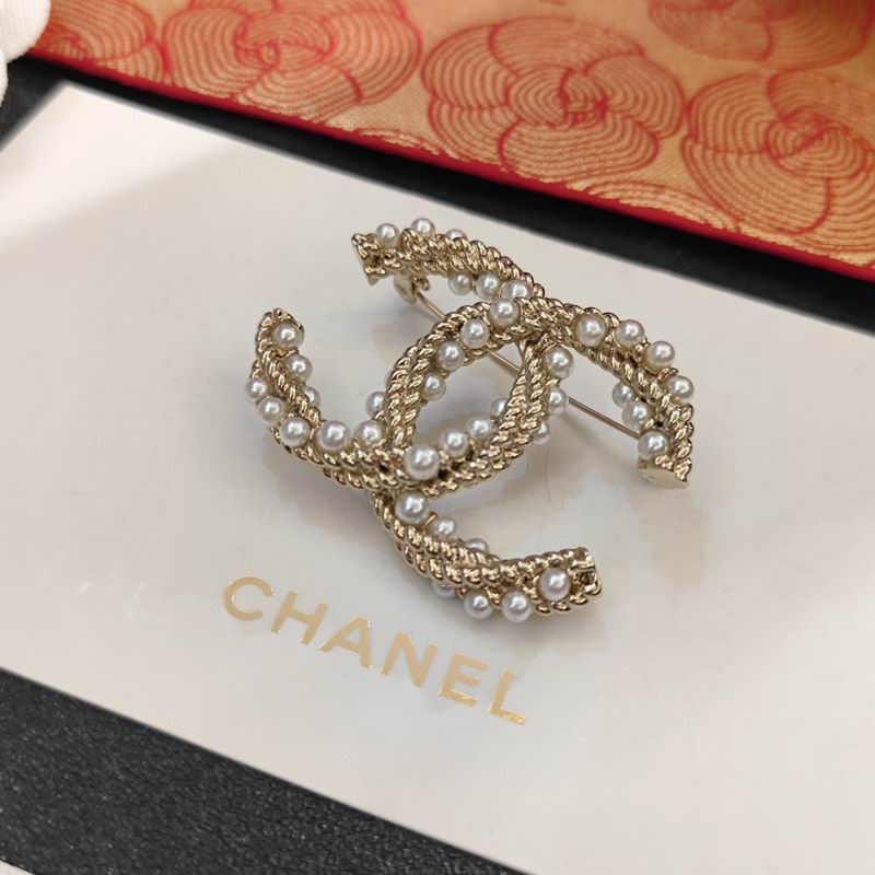 Chanel Brooch 12yxx262 (2)