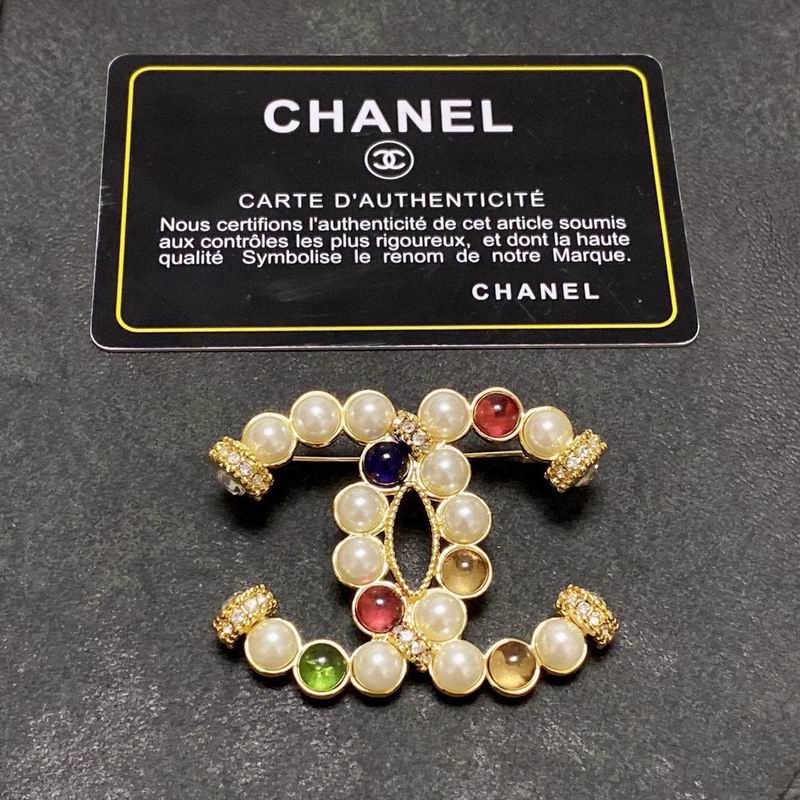 Chanel Brooch 12yxx267 (5)
