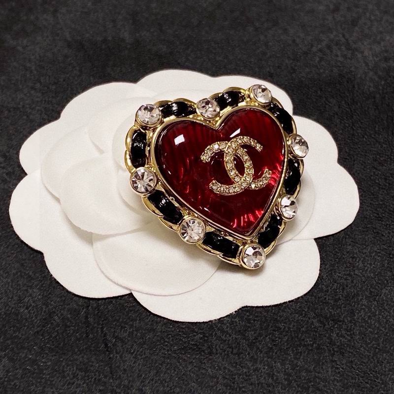 Chanel Brooch 12yxx268 (3)