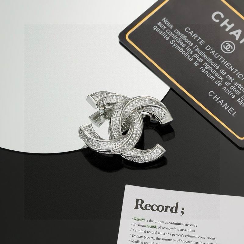 Chanel Brooch 12yxx282 (2)