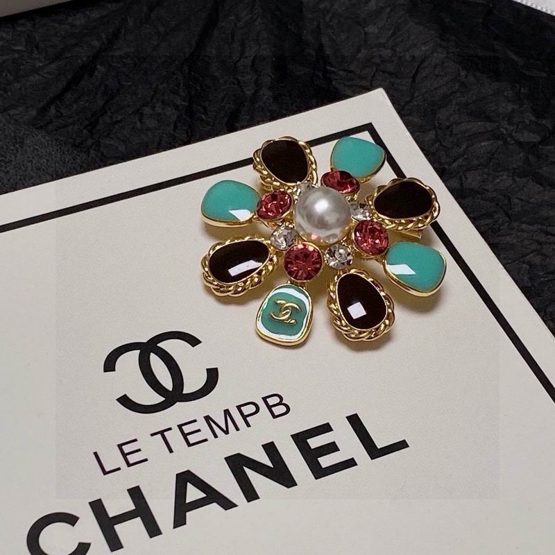 Chanel Brooch 12yxx288 (4)