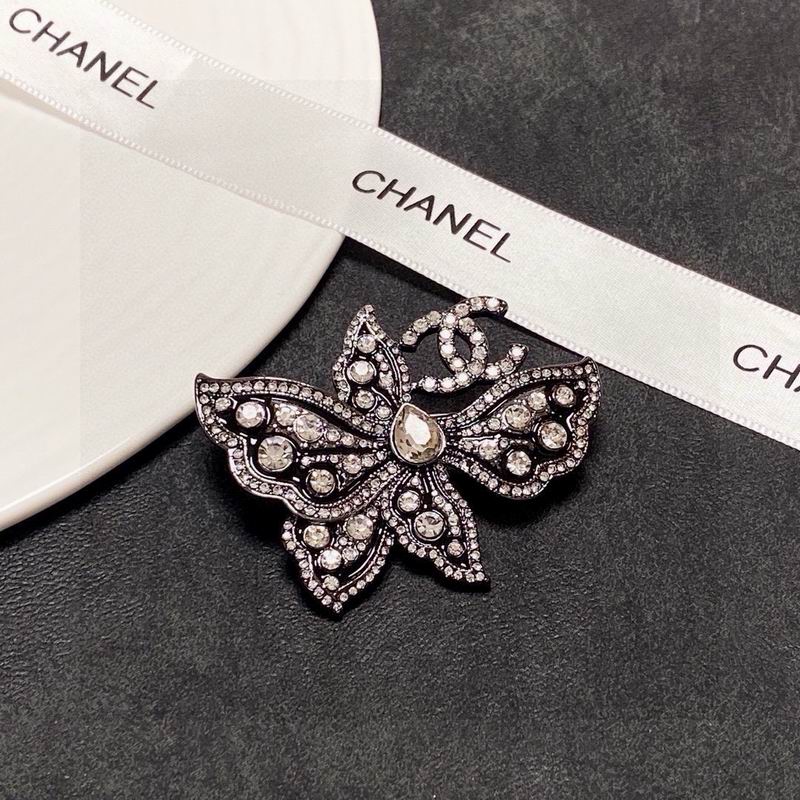 Chanel Brooch 12yxx293 (4)