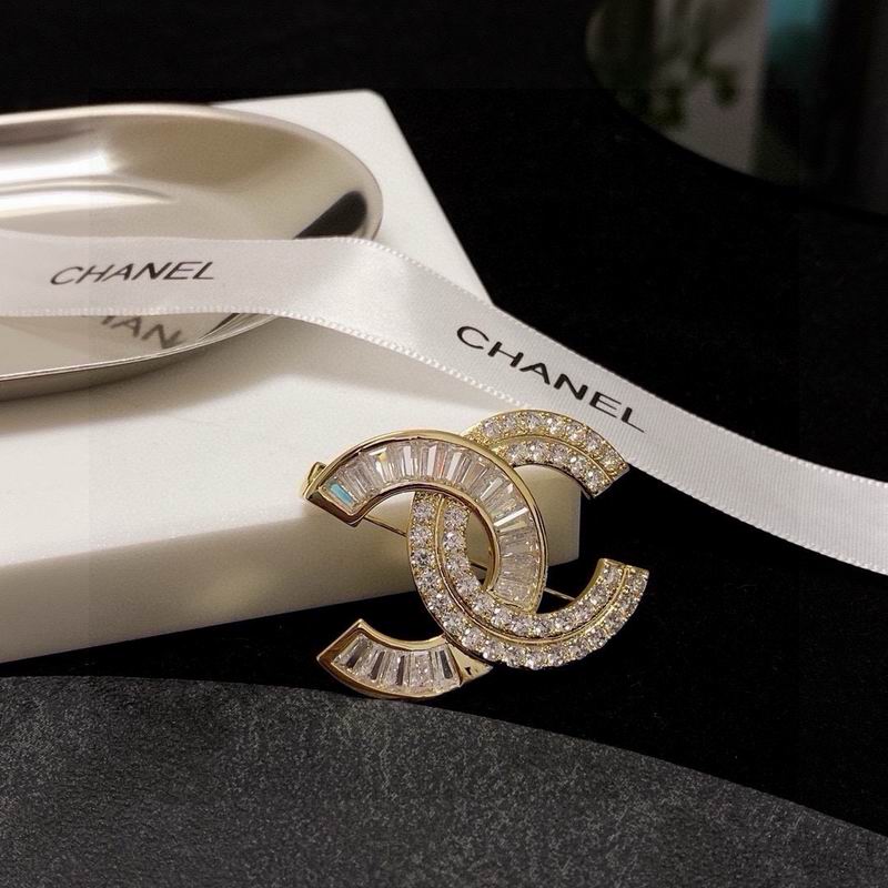 Chanel Brooch 12yxx294 (6)