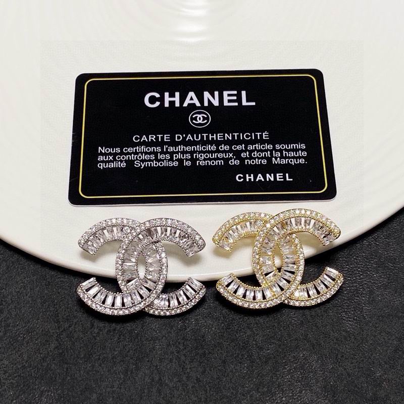 Chanel Brooch 12yxx304 (6)