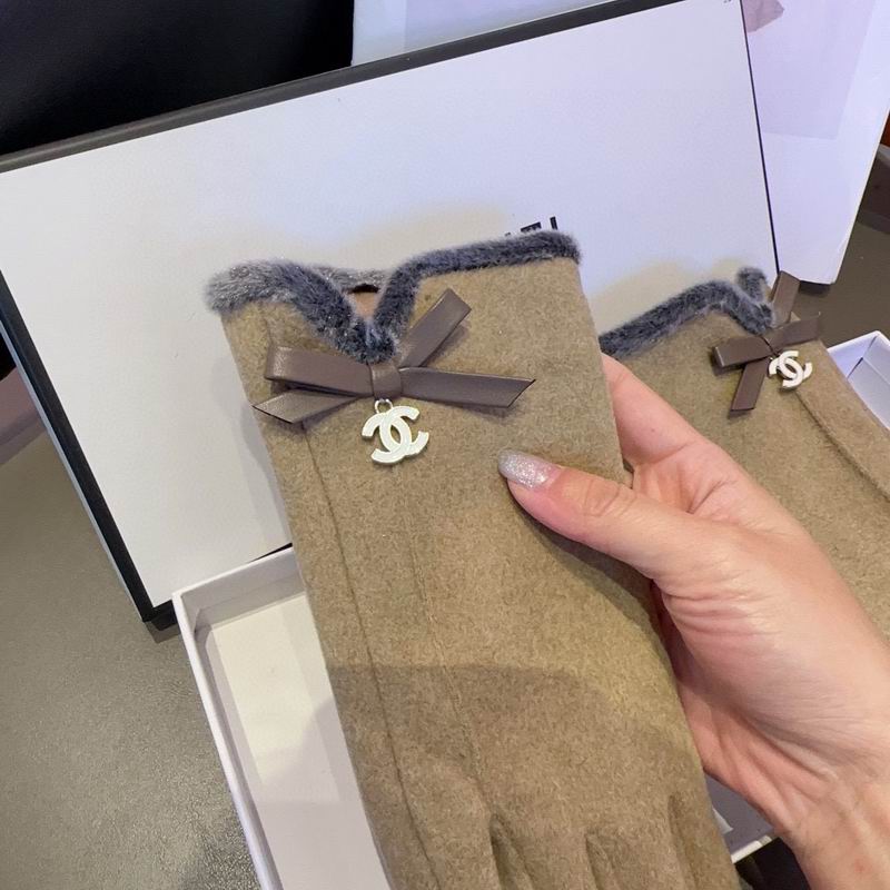 Chanel Gloves 100 (10)