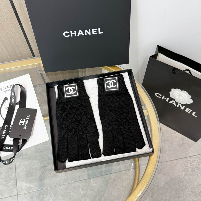 Chanel Gloves 14 (18)