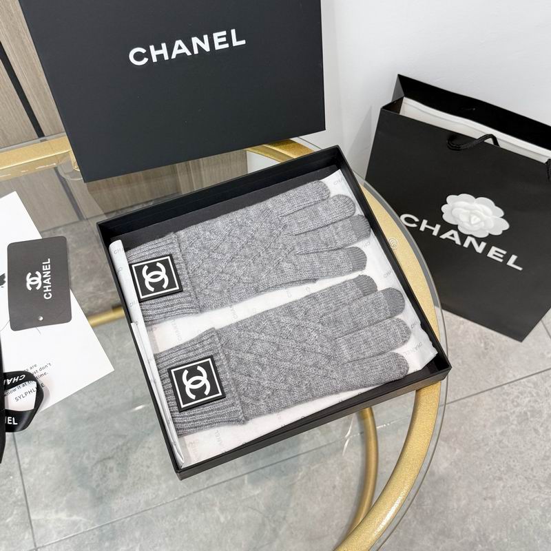 Chanel Gloves 14 (22)