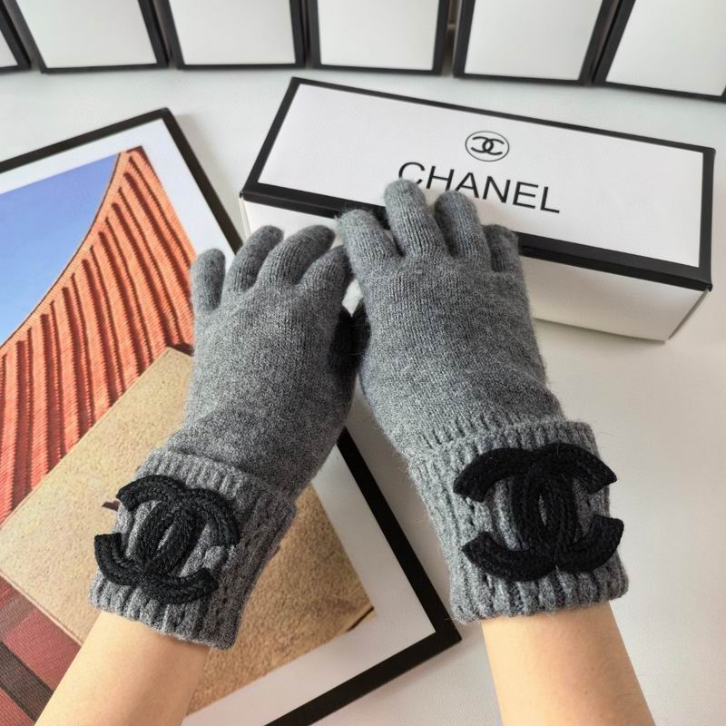 Chanel Gloves 153 (22)