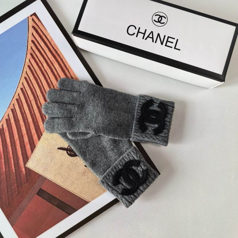 Chanel Gloves 153 (25)