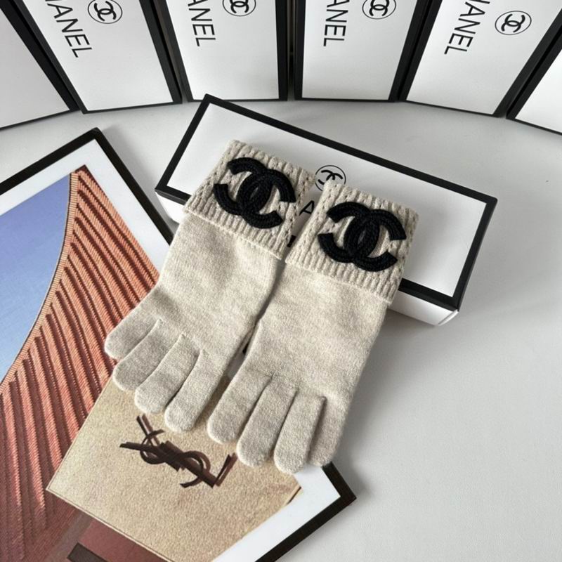 Chanel Gloves 153 (35)