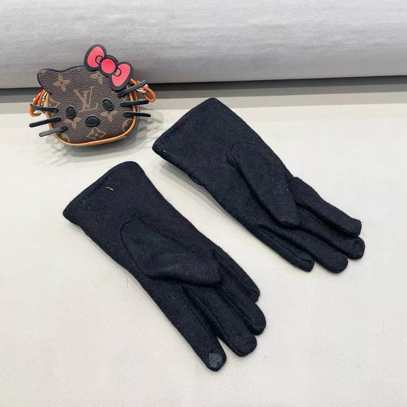 Chanel Gloves 17 (17)