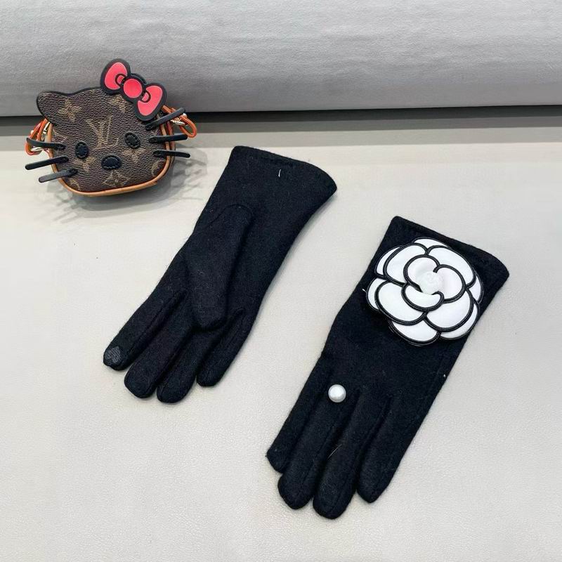 Chanel Gloves 17 (18)