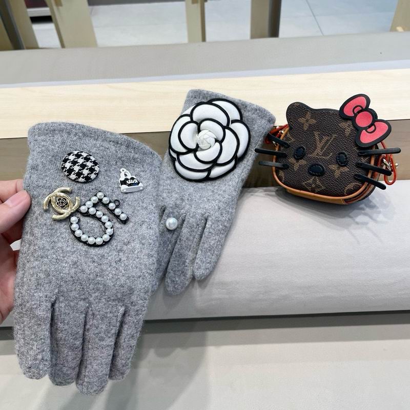 Chanel Gloves 17 (7)