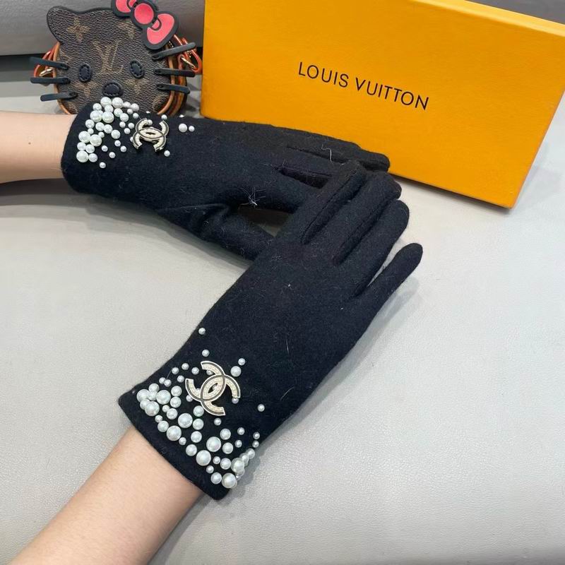 Chanel Gloves 172 (12)