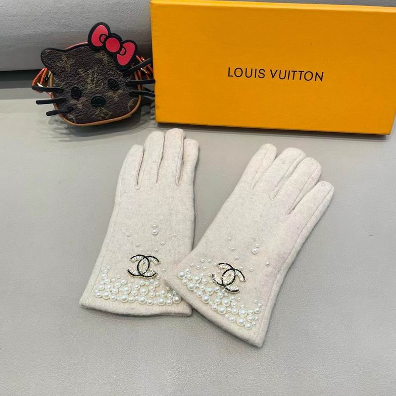 Chanel Gloves 172 (22)