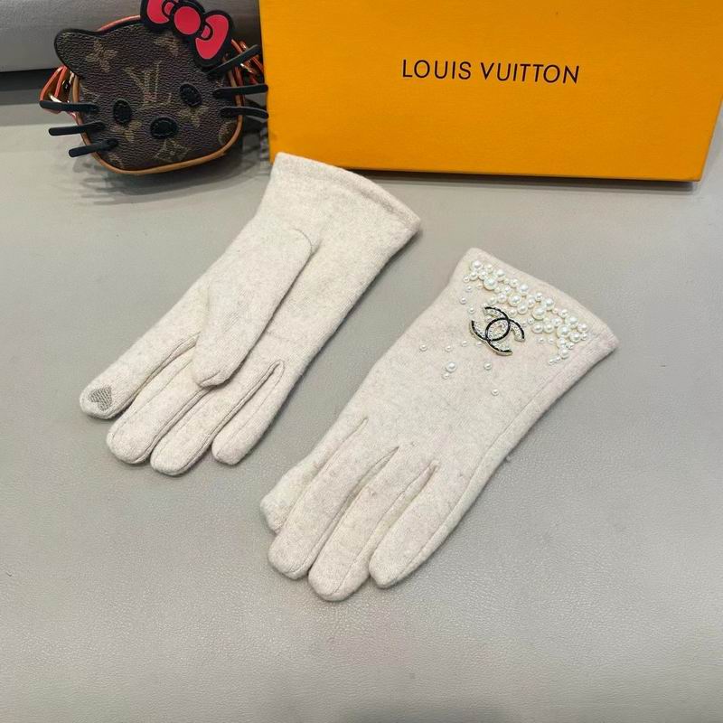 Chanel Gloves 172 (26)