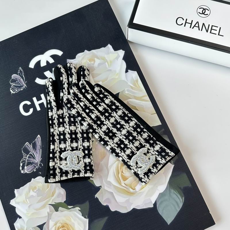 Chanel Gloves 24 (17)