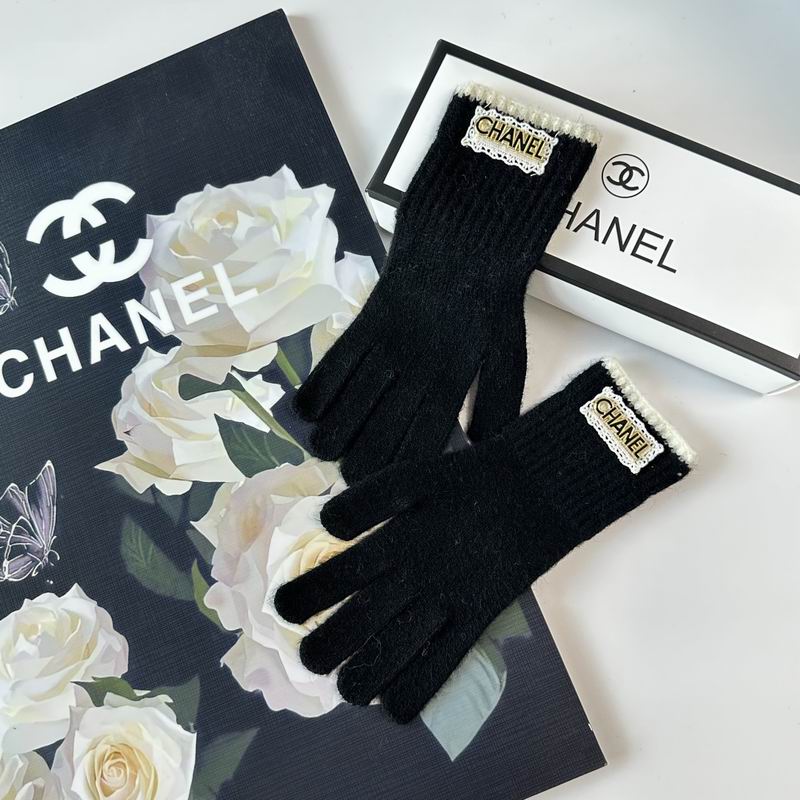 Chanel Gloves 25 (15)