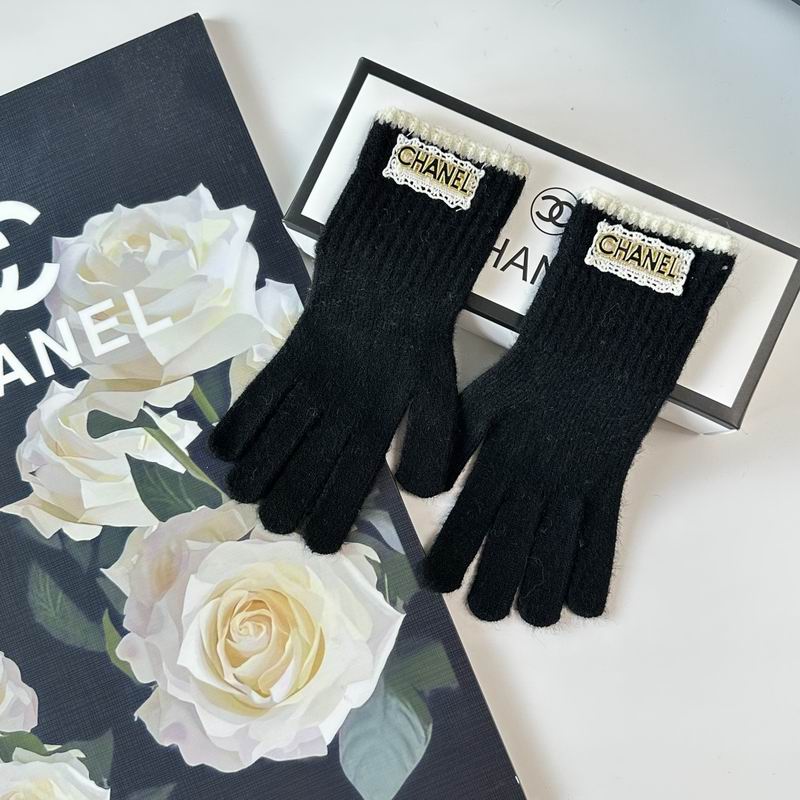 Chanel Gloves 25 (16)