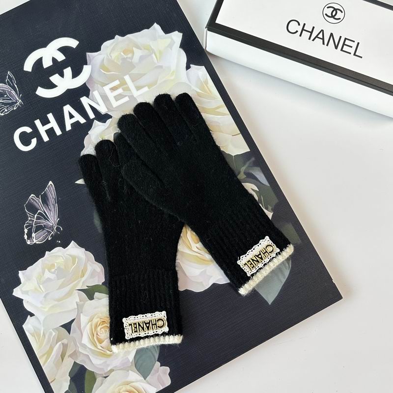 Chanel Gloves 25 (18)