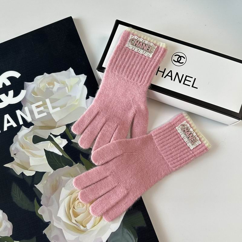 Chanel Gloves 25 (21)