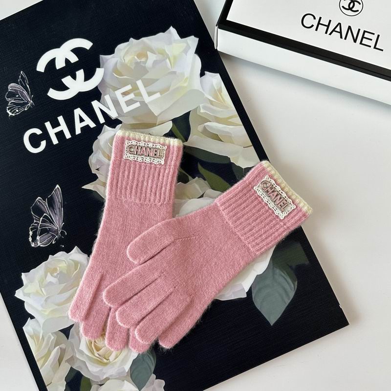 Chanel Gloves 25 (23)