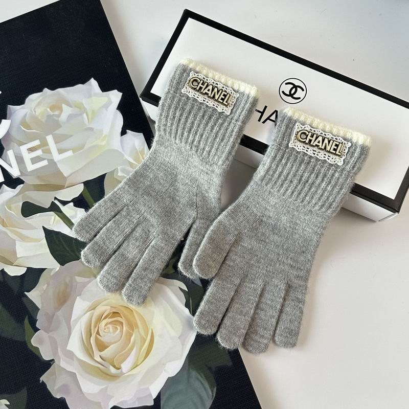 Chanel Gloves 25 (32)