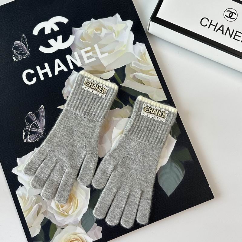 Chanel Gloves 25 (33)
