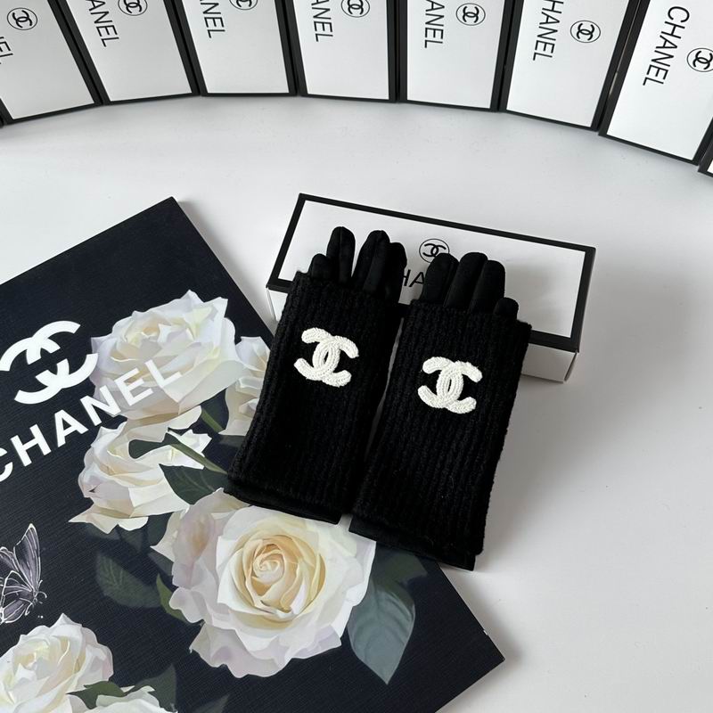 Chanel Gloves 34 (33)