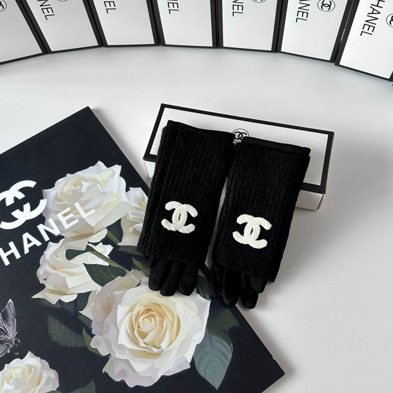 Chanel Gloves 34 (34)