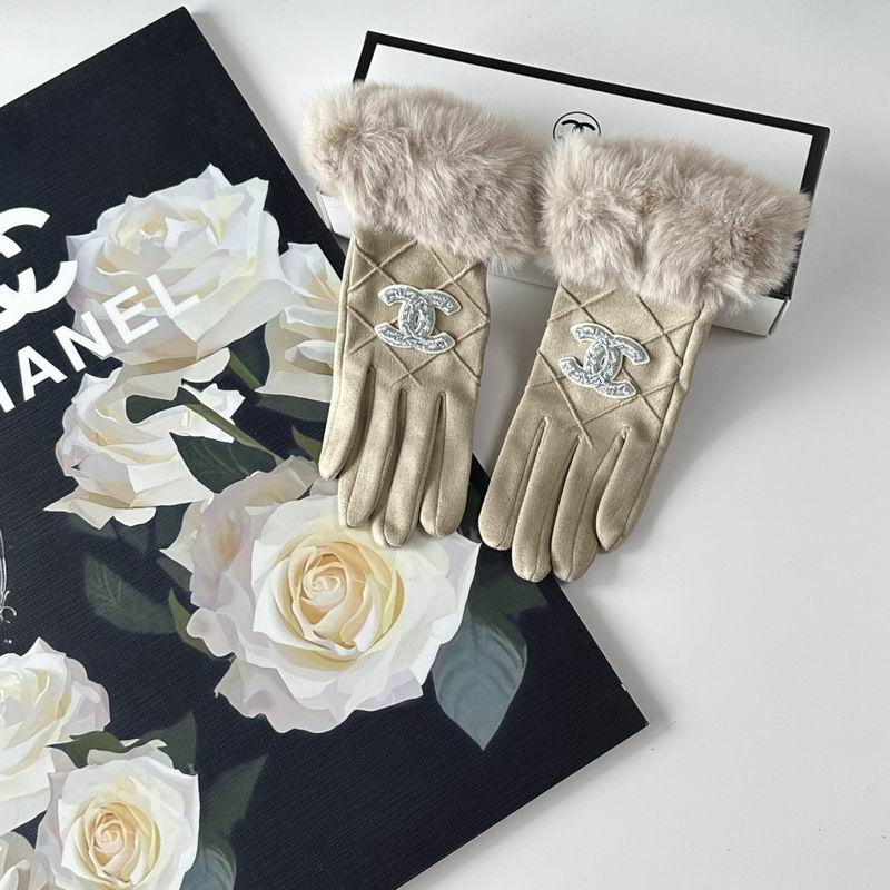 Chanel Gloves 35 (14)