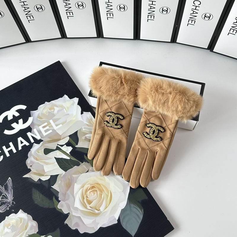 Chanel Gloves 35 (23)