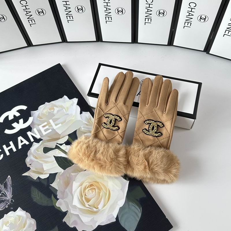 Chanel Gloves 35 (25)