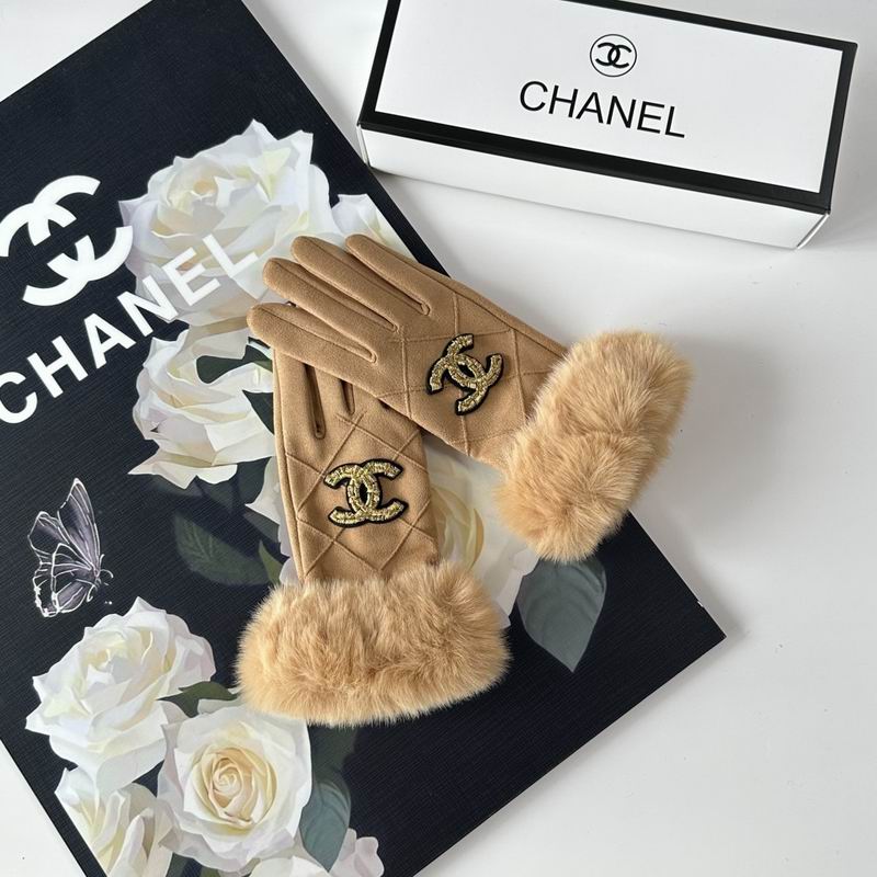 Chanel Gloves 35 (26)