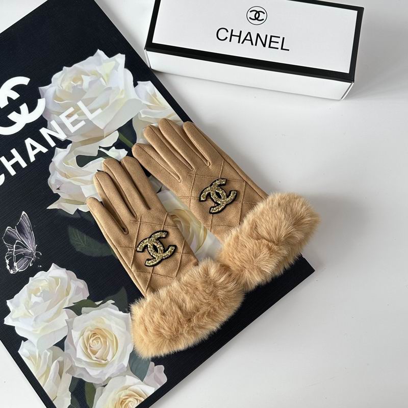 Chanel Gloves 35 (27)