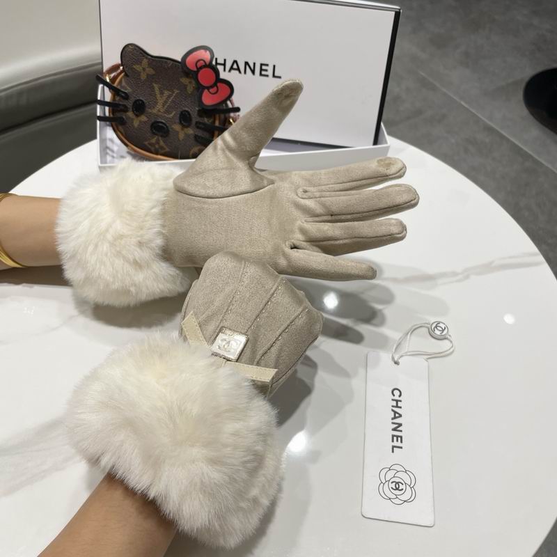Chanel Gloves 56 (10)