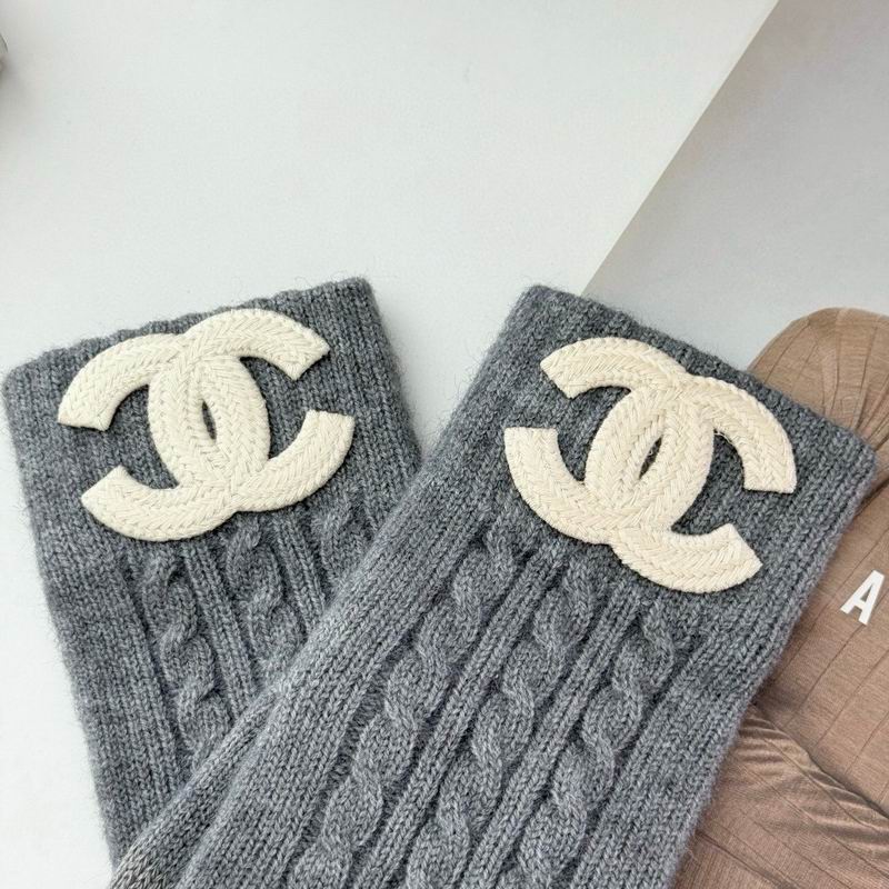 Chanel Gloves 57 (2)