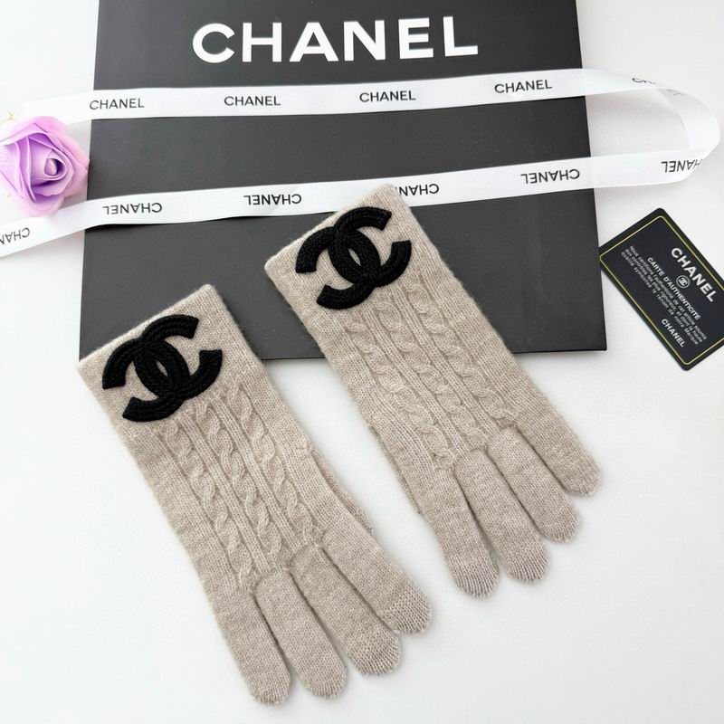 Chanel Gloves 57 (22)