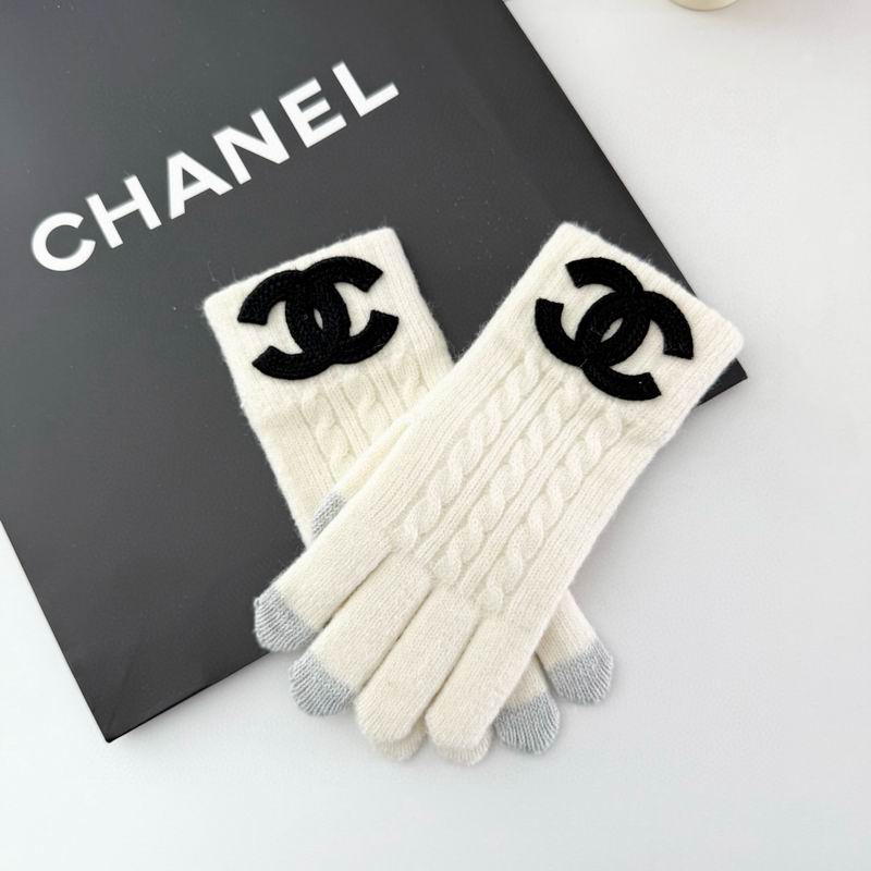 Chanel Gloves 57 (29)