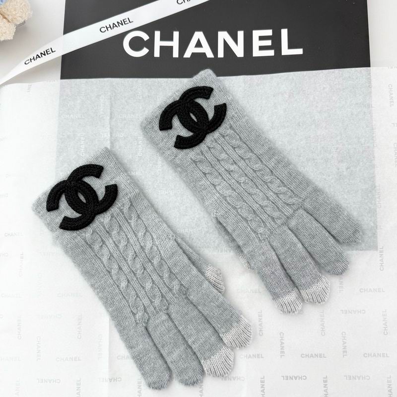 Chanel Gloves 57 (39)